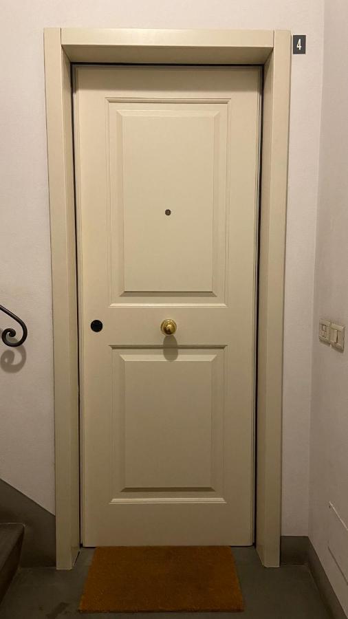 Indipendent Studio Apartment With Terrace - Parking Florence Ngoại thất bức ảnh
