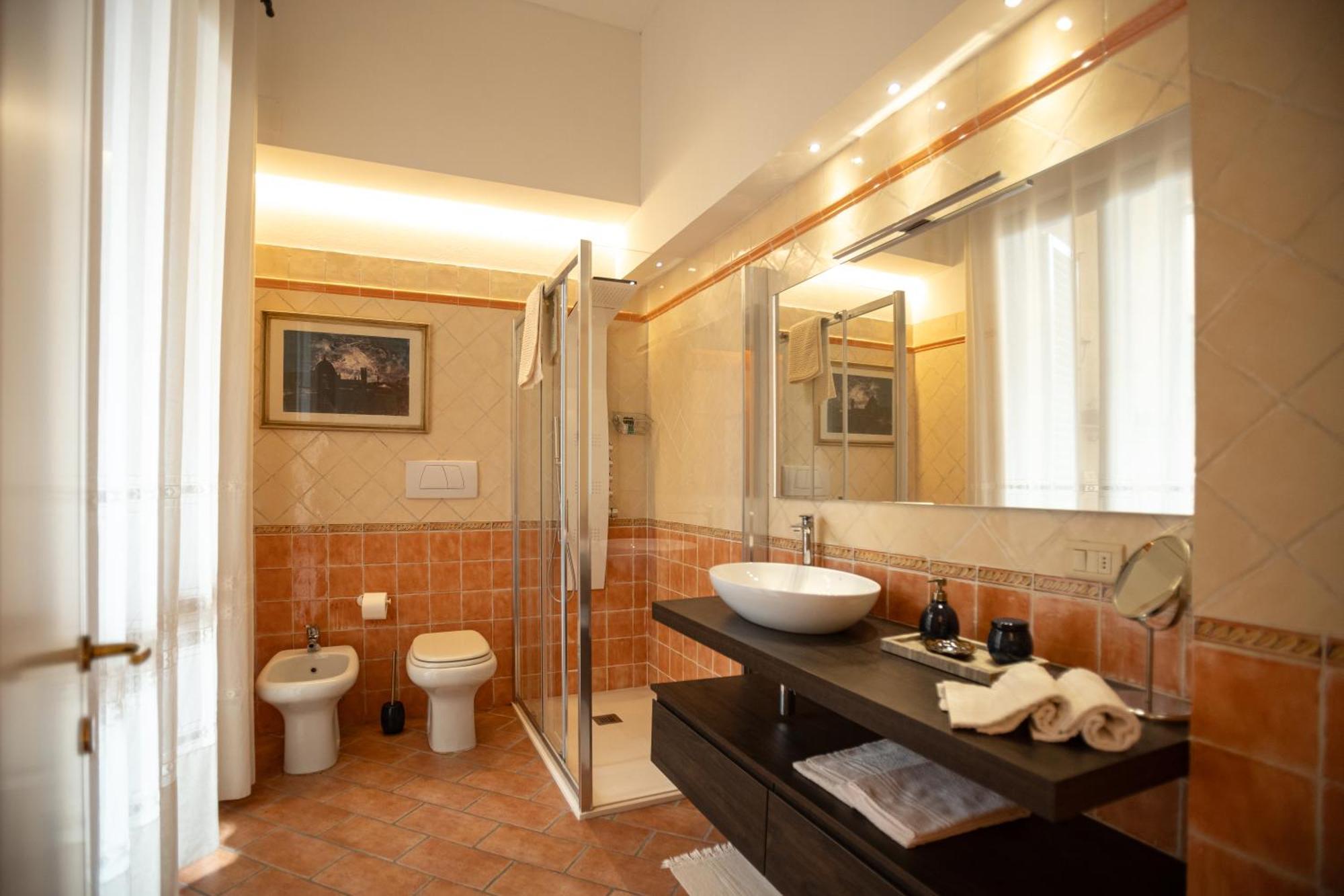 Indipendent Studio Apartment With Terrace - Parking Florence Ngoại thất bức ảnh
